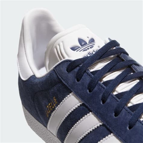 adidas schuh marineblau weiß herren|Gazelle Schuh in Marineblau und Weiß .